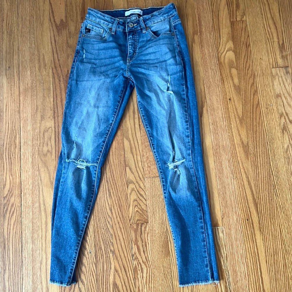 Kancan. Size 27. Skinny jeans